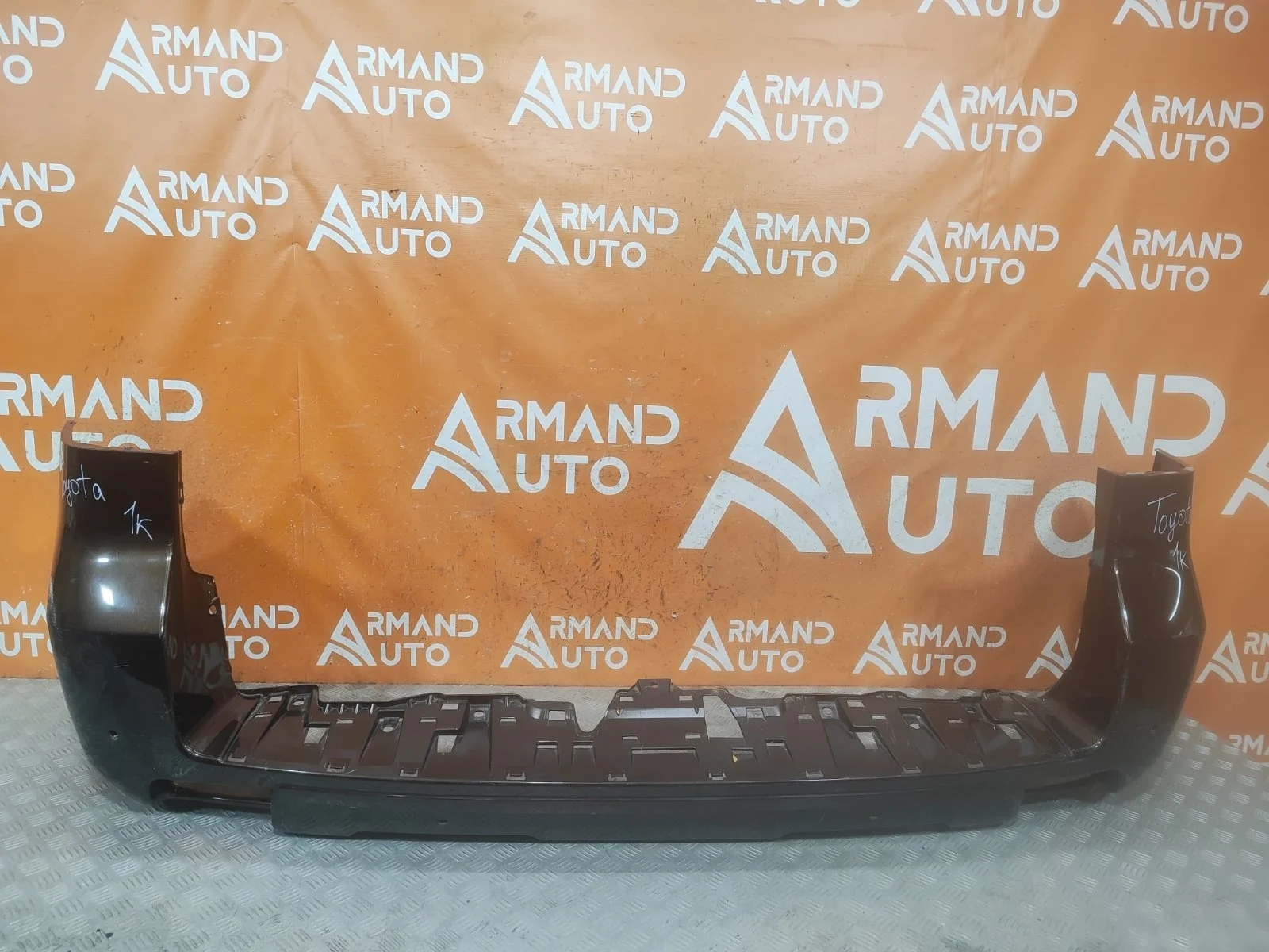 Бампер Toyota Land Cruiser Prado 2017-нв 150