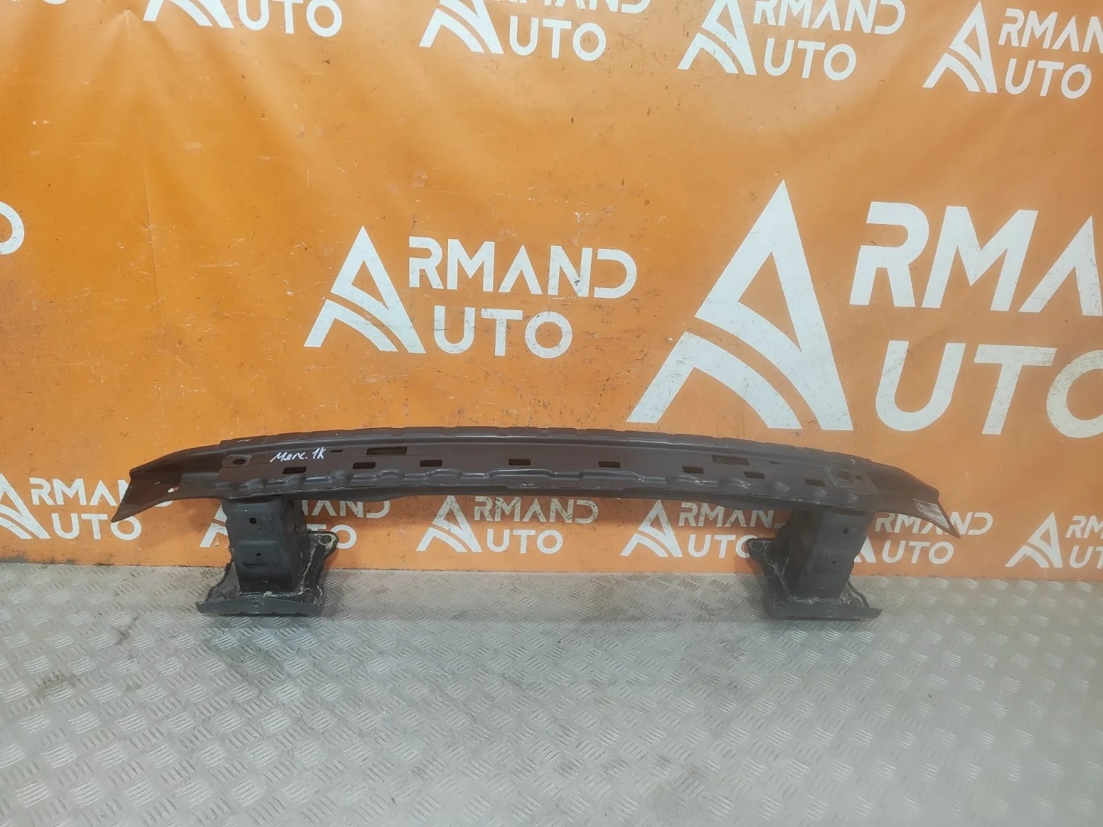 Усилитель бампера Mercedes GL GLS-Class 2012-2019 X166