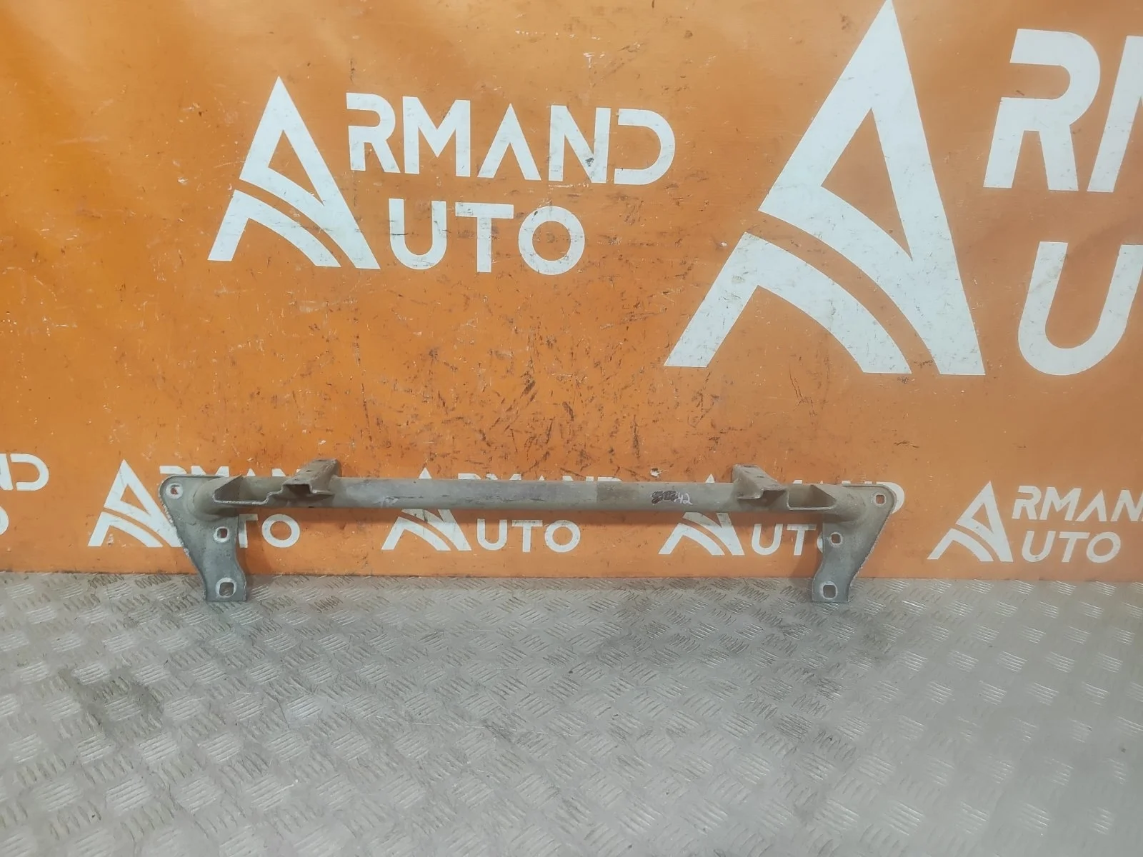 Усилитель бампера нижний Mercedes ML GLE-Class 2011-2018 W166