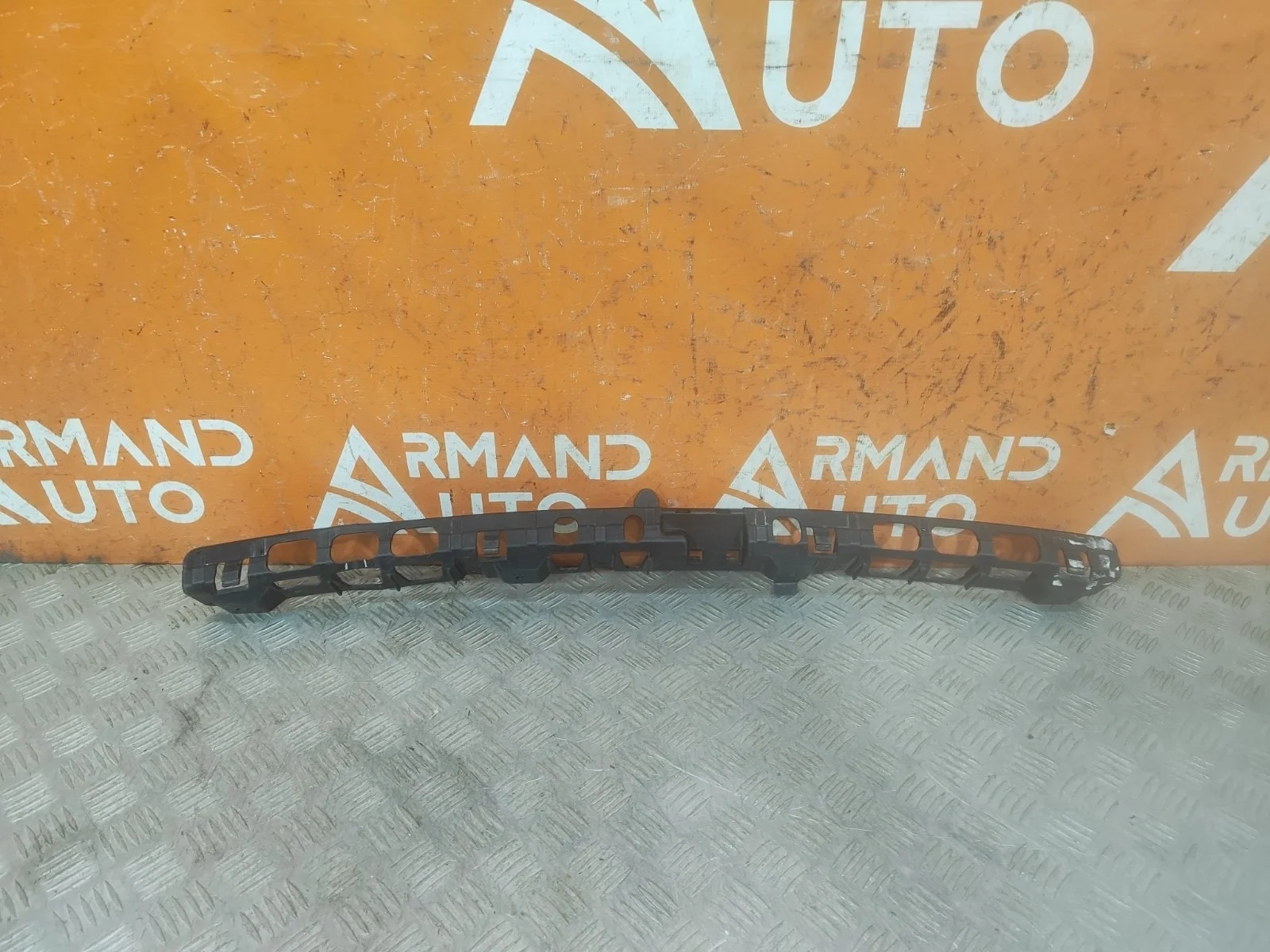 Кронштейн бампера Porsche Cayenne 2010-2018 958