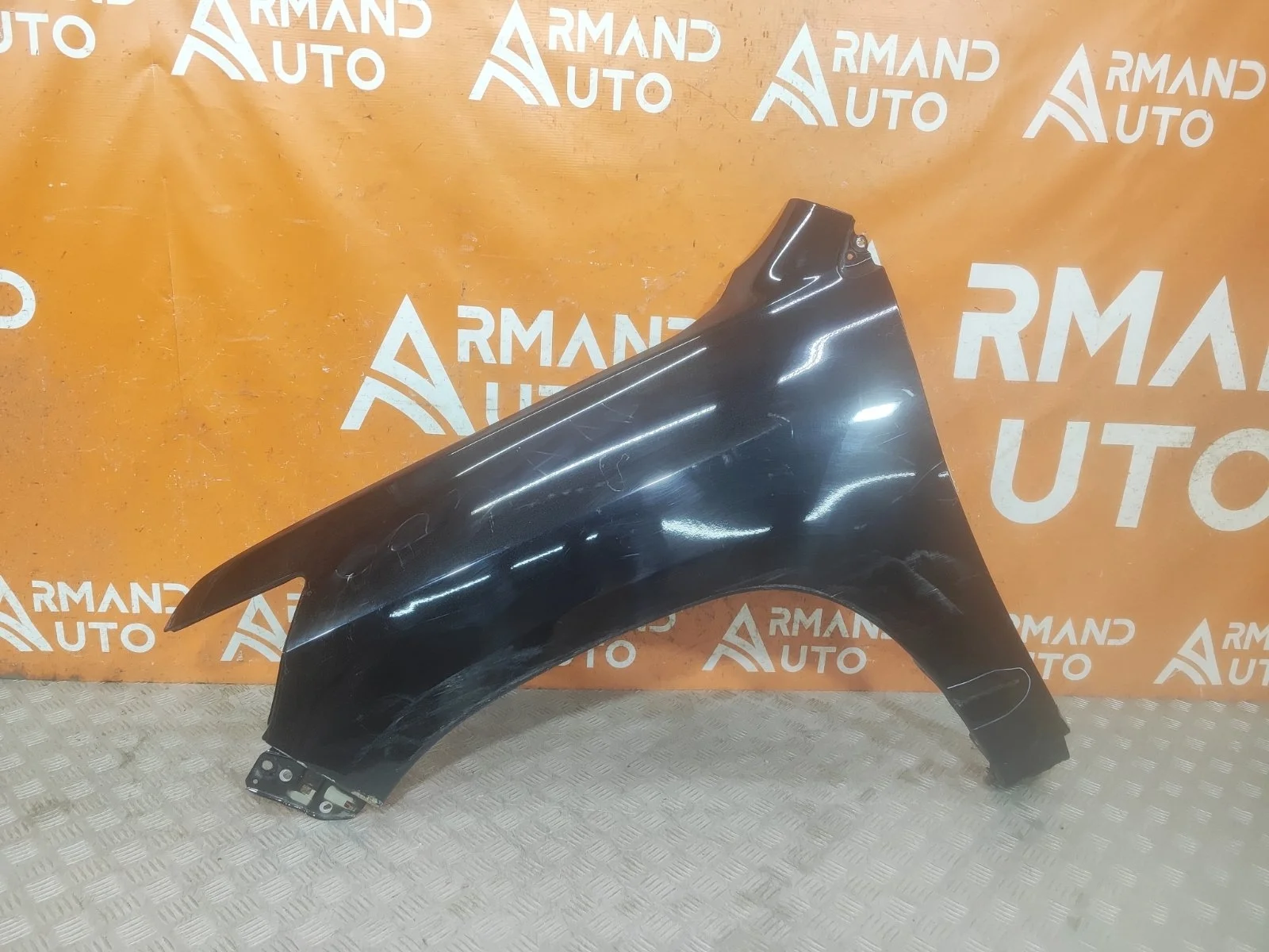 Крыло Toyota Land Cruiser 2015-2021 200