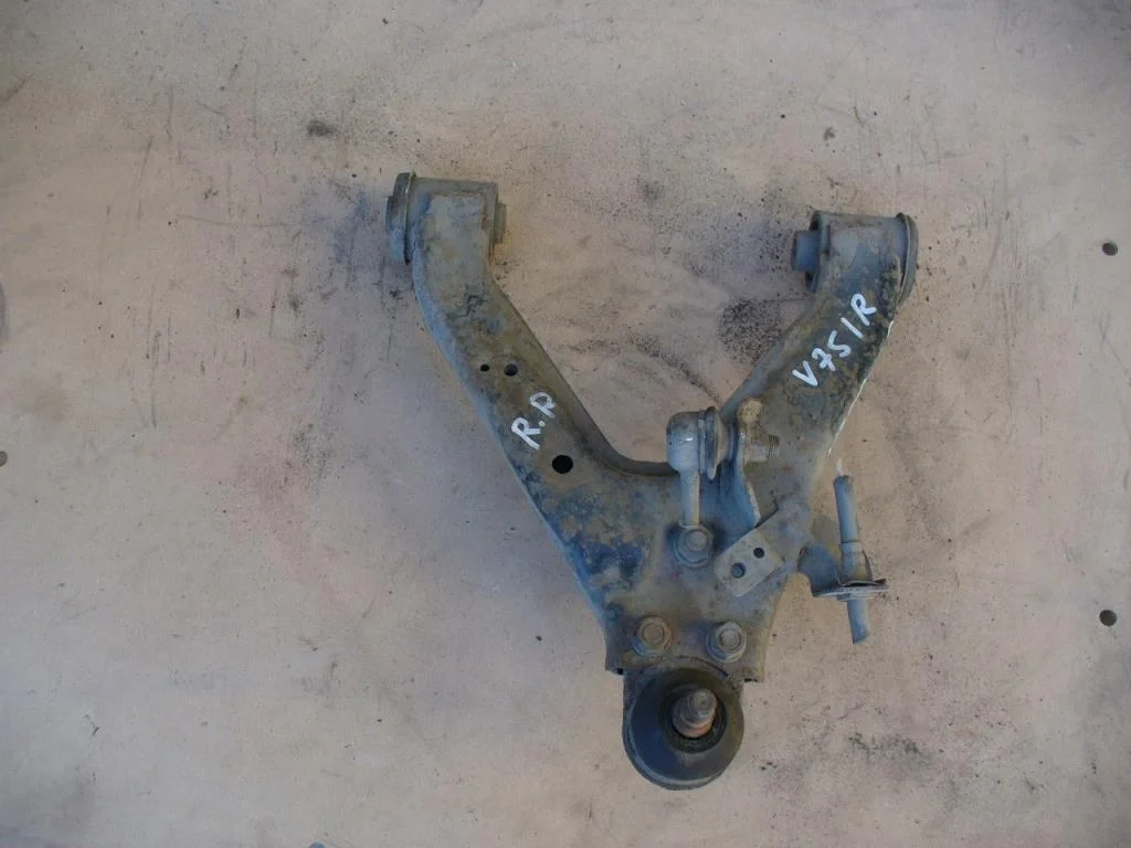 Б.у. рычаг MITSUBISHI PAJERO V75W MITSUBISHI PAJERO V75W