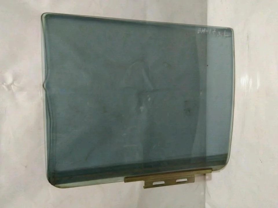 Б.у. стекло двери MITSUBISHI PAJERO SPORT K96W MITSUBISHI PAJERO SPORT K96W