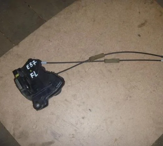 Б.у. замок двери TOYOTA COROLLA ZRE151 TOYOTA COROLLA ZRE151