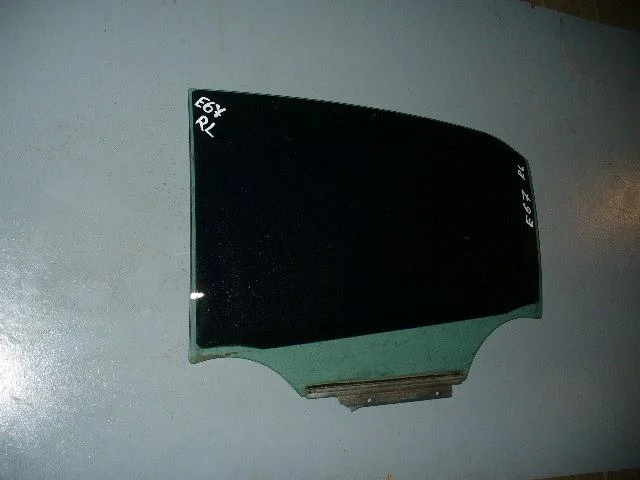 Б.у. стекло двери TOYOTA COROLLA ZRE151 TOYOTA COROLLA ZRE151