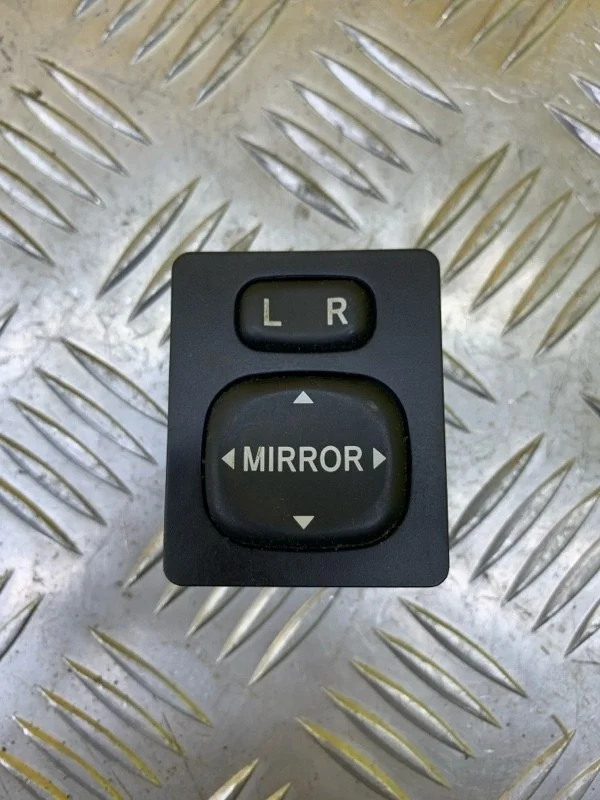 Джойстик регулировки зеркал Toyota Hilux (2005-2015) 2012 8487252030 ПИКАП 2.5 D 2KDFTV