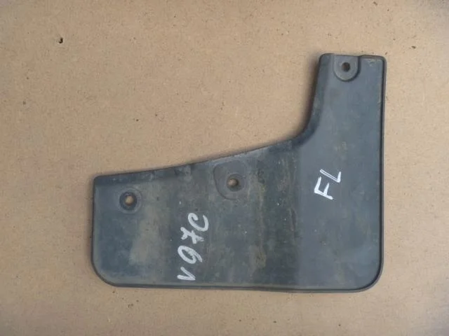 Б.у. брызговик MITSUBISHI PAJERO V97W MITSUBISHI PAJERO V97W