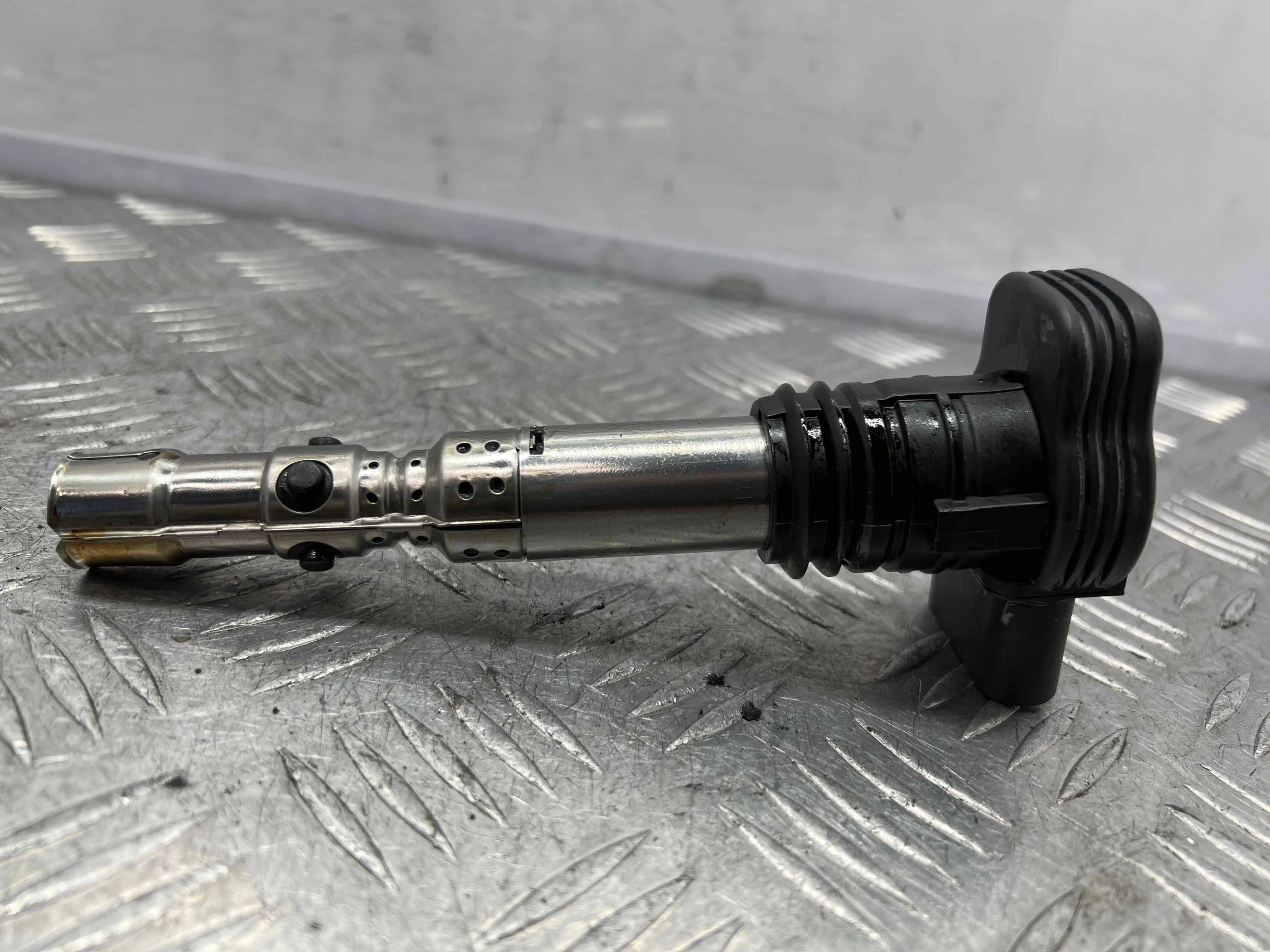 Катушка зажигания Audi A3 8L [рестайлинг] (2000-2003) бензин 1.8 T Механика Х/б