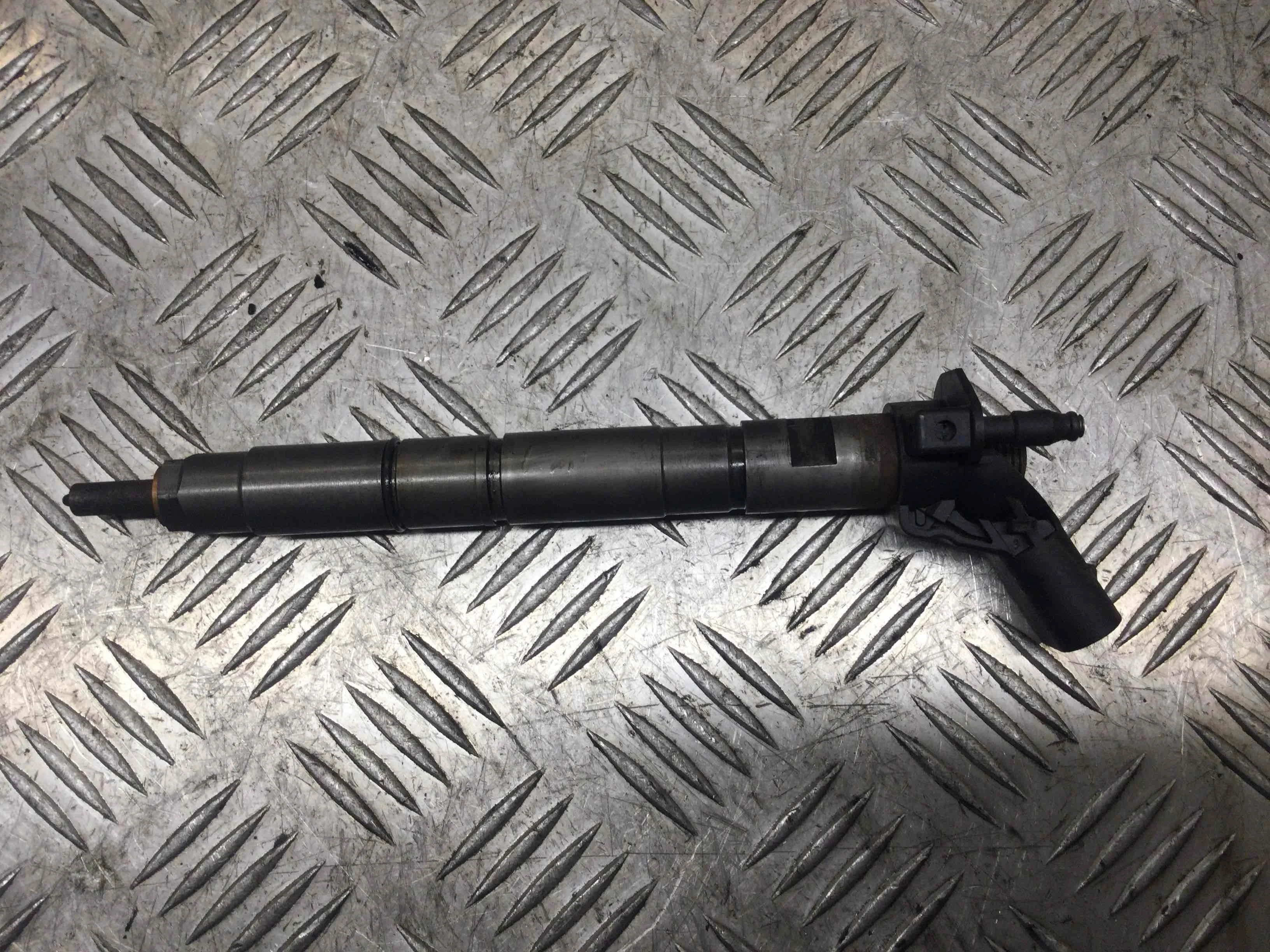 Форсунка Audi A6 C6/4F (2004-2008) дизель 3.0 TDI Автомат Седан