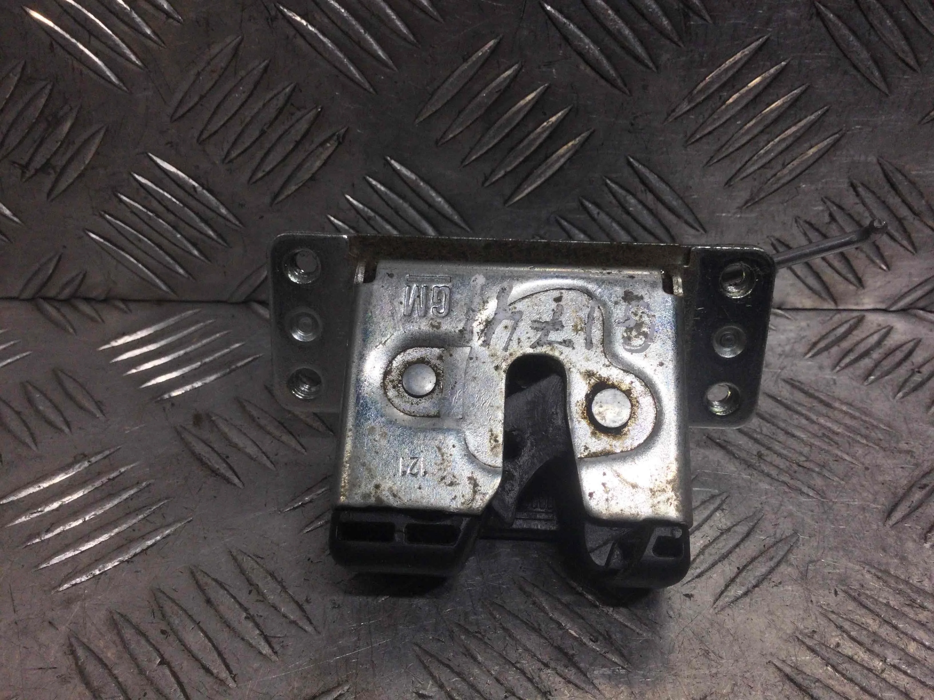 Замок багажника Opel Meriva 1 поколение 2002 - 2006 бензин 1.6 i Механика Минивэн