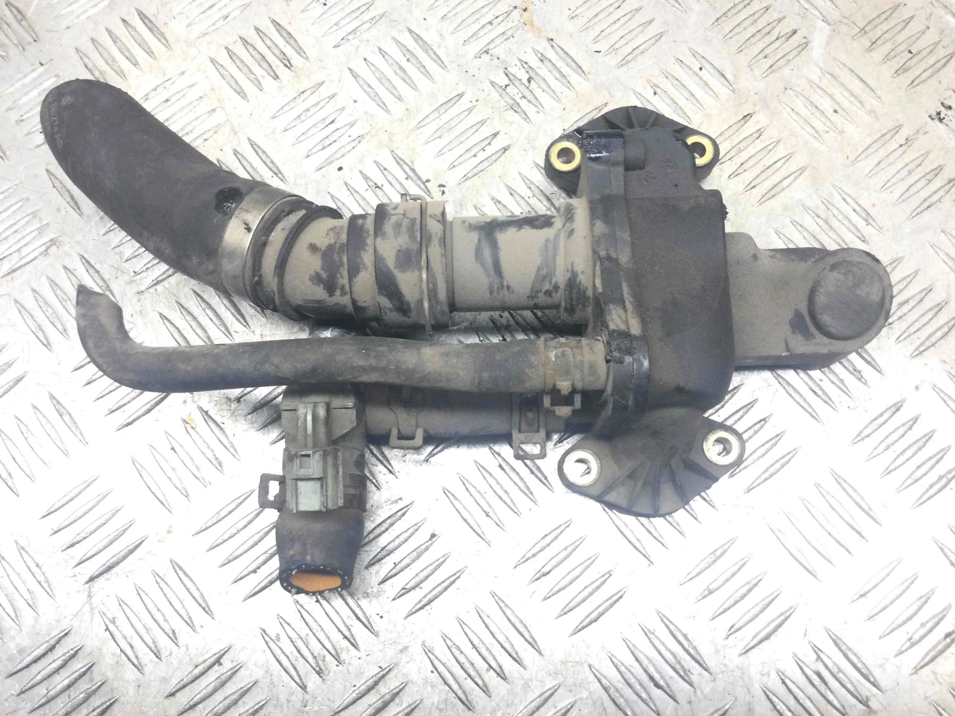 Корпус термостата Volkswagen Golf 4 поколение (1997-2004) бензин 1.6 i Механика Х/б