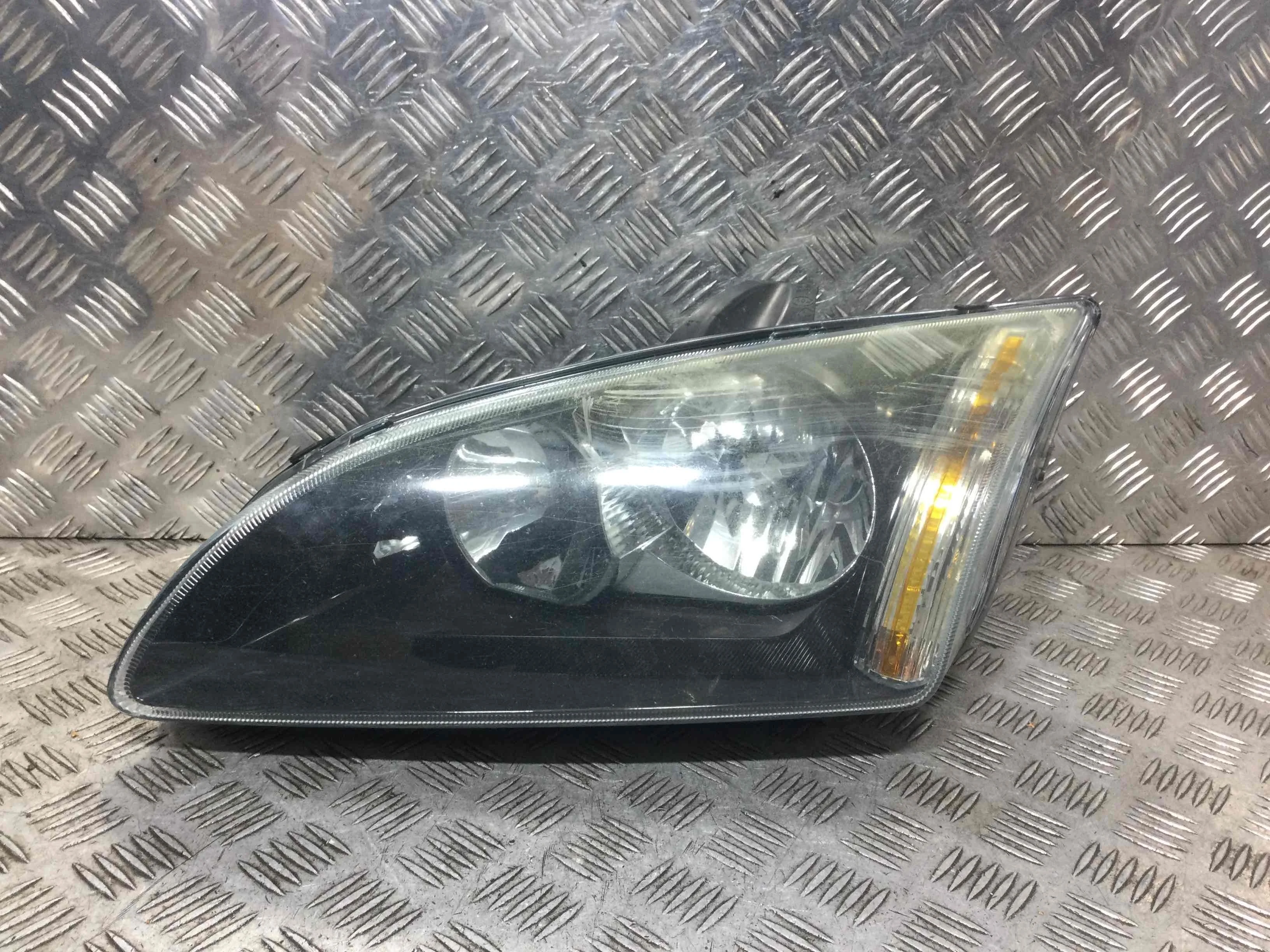 Фара левая Ford Focus 2 поколение (2005-2008) дизель 1.6 TDCi Механика Седан