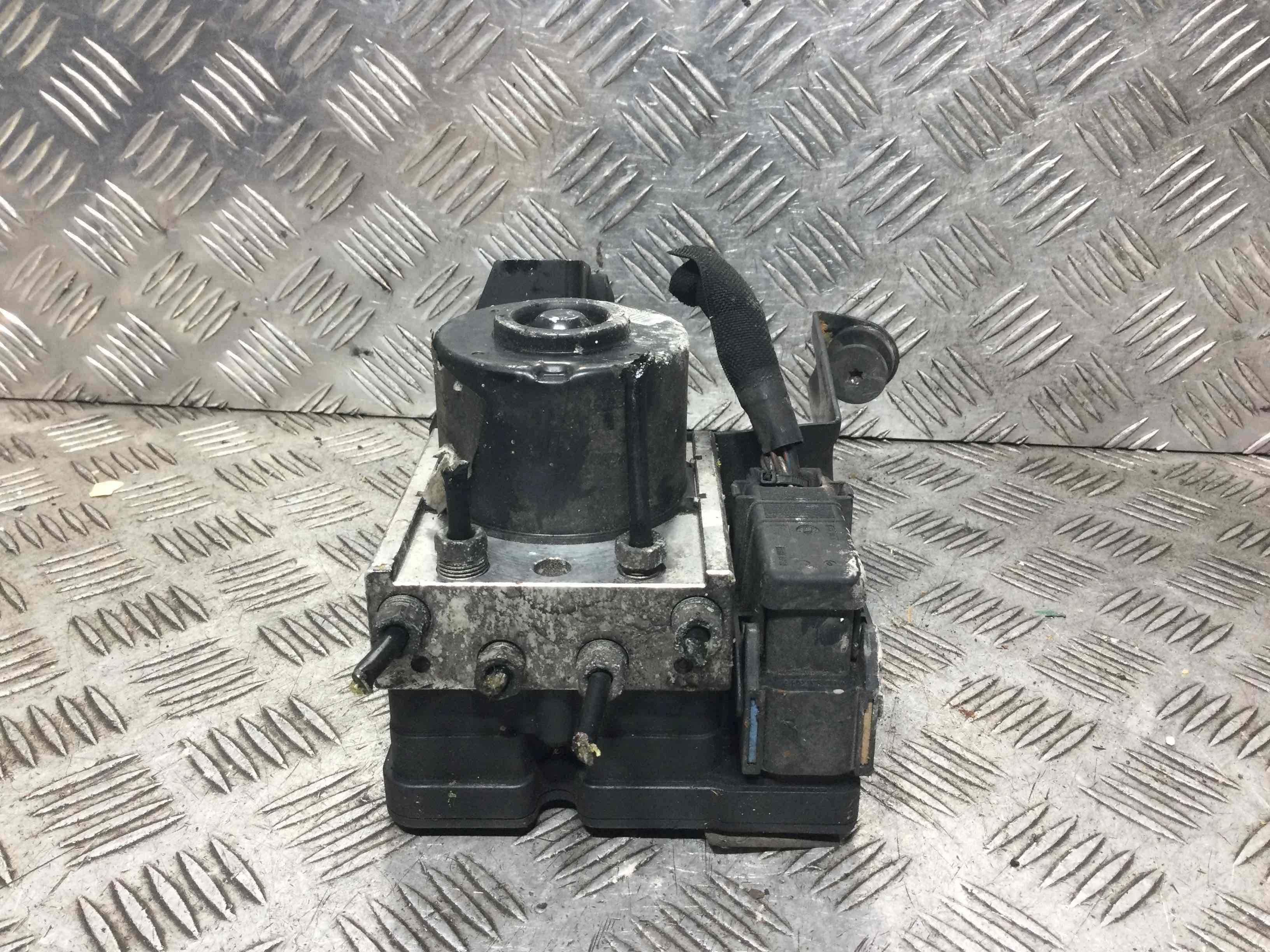 Блок ABS Ford Focus 2 поколение (2005-2008) дизель 1.6 TDCi Механика Седан