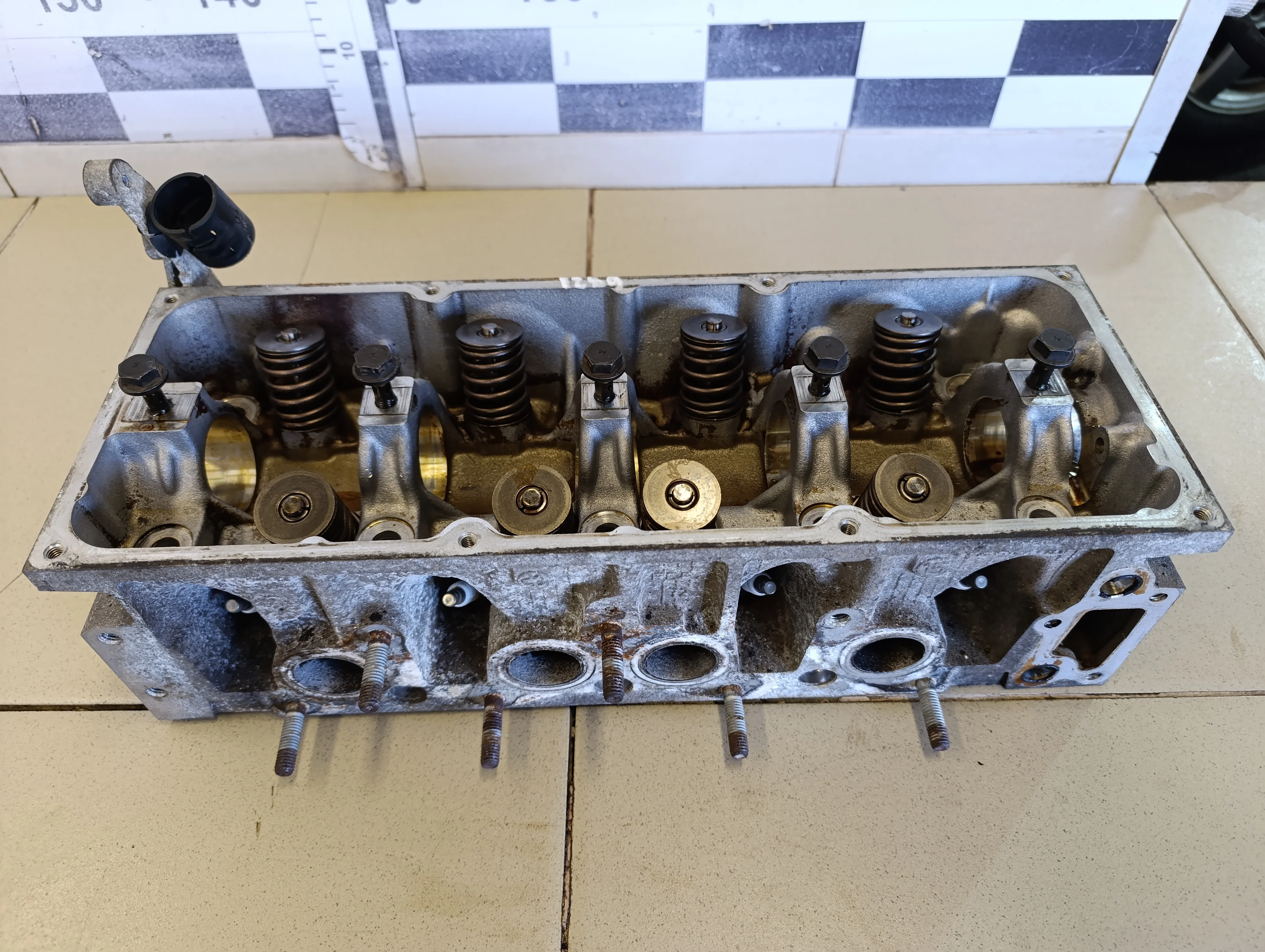 Головка блока  Clio/Symbol 1998-2008