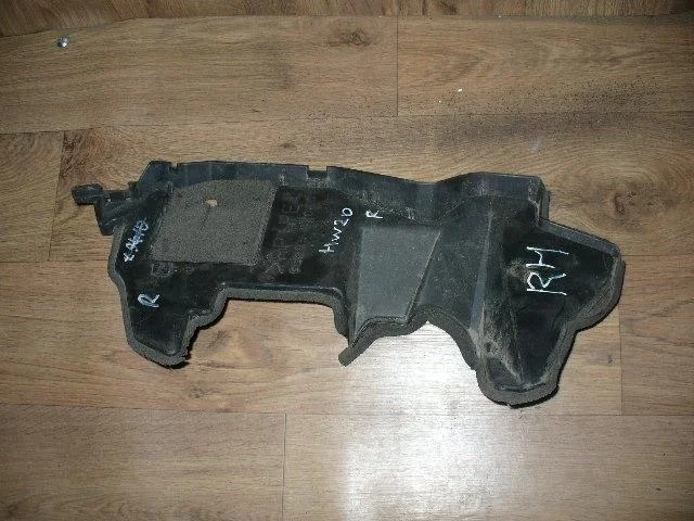 Б.у. дефлектор радиатора TOYOTA PRIUS NHW20 TOYOTA PRIUS NHW20