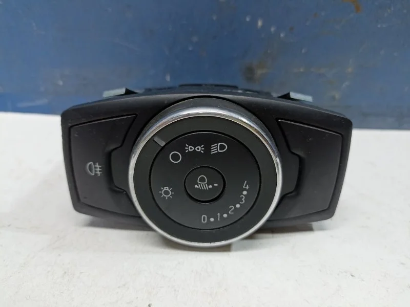 Блок кнопок управления светом Ford Focus 3 2011-2019 1844839