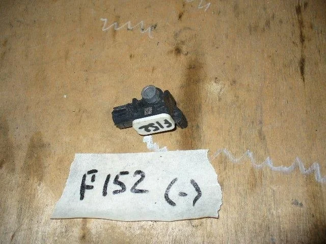 Б.у. датчик удара NISSAN JUKE F15E NISSAN JUKE F15E