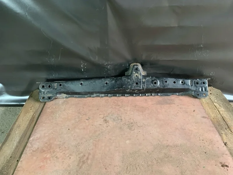 Балка поперечная Toyota RAV4 2006-2012 30