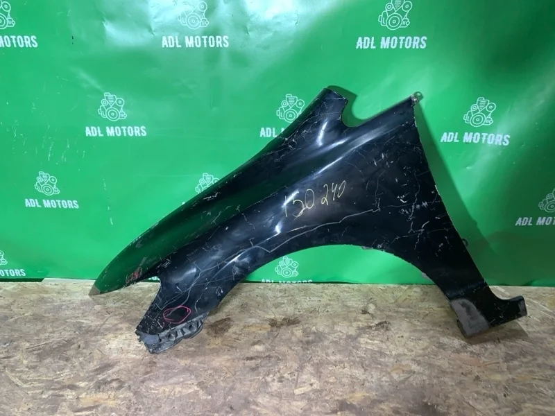 Крыло Honda Civic 8 2006-2011 4D