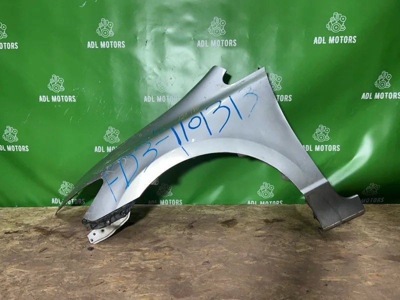 Крыло Honda Civic 8 2006-2011 4D