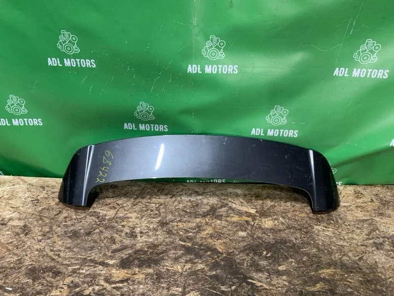 Спойлер багажника Toyota RAV4 2013-2018 40