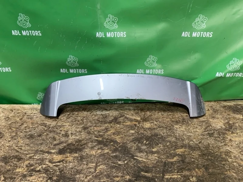 Спойлер багажника Toyota RAV4 2013-2018 40