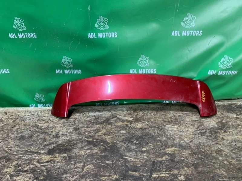 Спойлер багажника Toyota RAV4 2013-2018 40