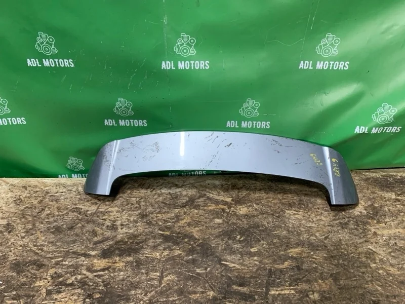 Спойлер багажника Toyota RAV4 2013-2018 40