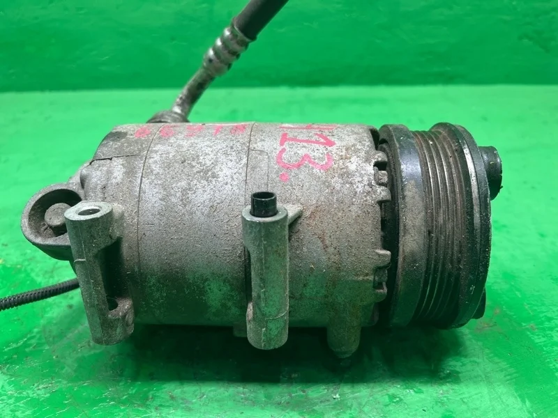 Компрессор кондиционера Ford Focus 2004-2011