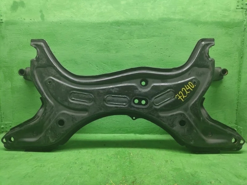 Подрамник Toyota RAV4 2000-2005