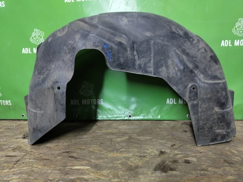 Подкрылок Suzuki Grand Vitara 2006-2015