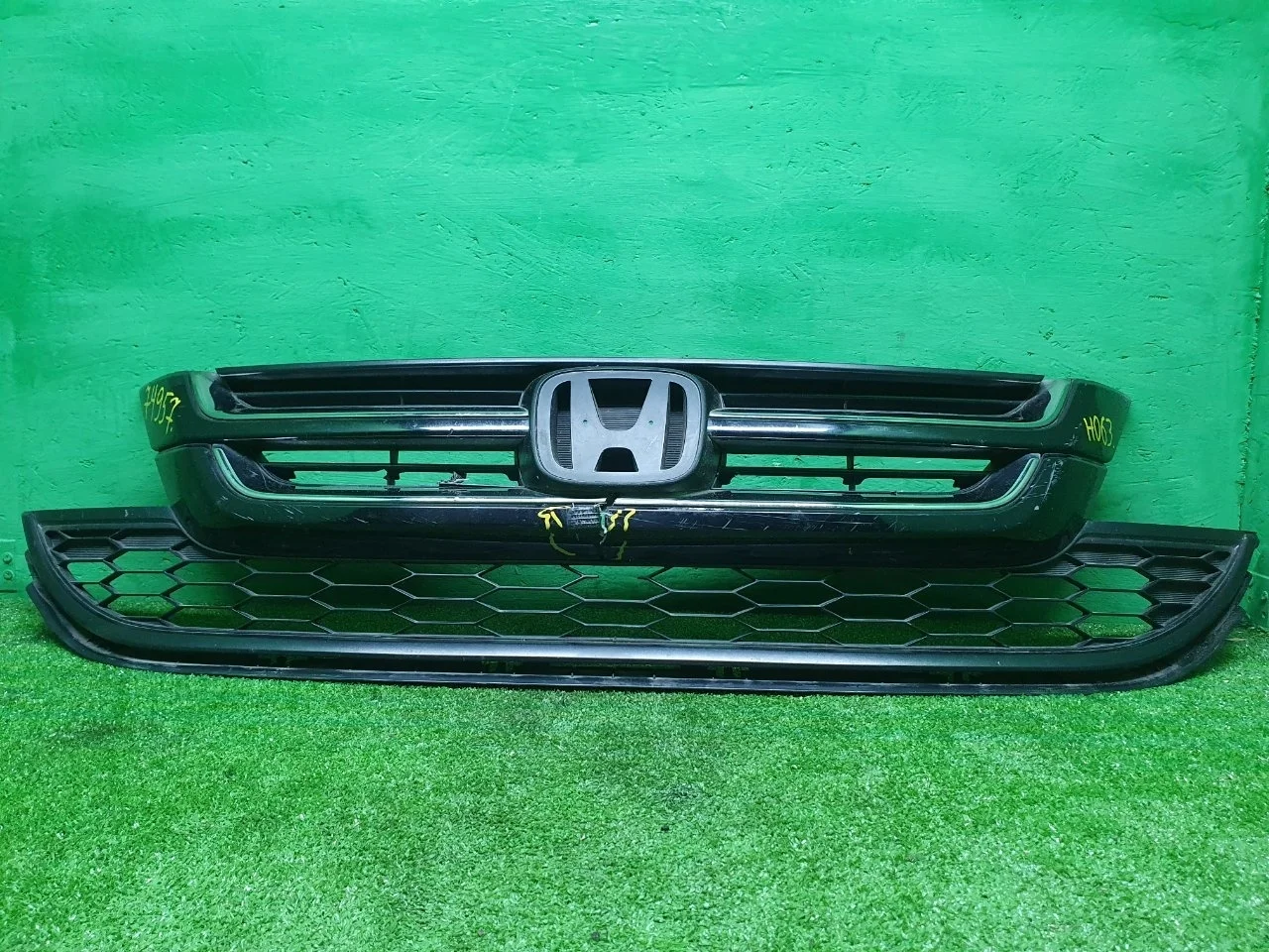 Решетка радиатора Honda CR-V 3 2009-2012