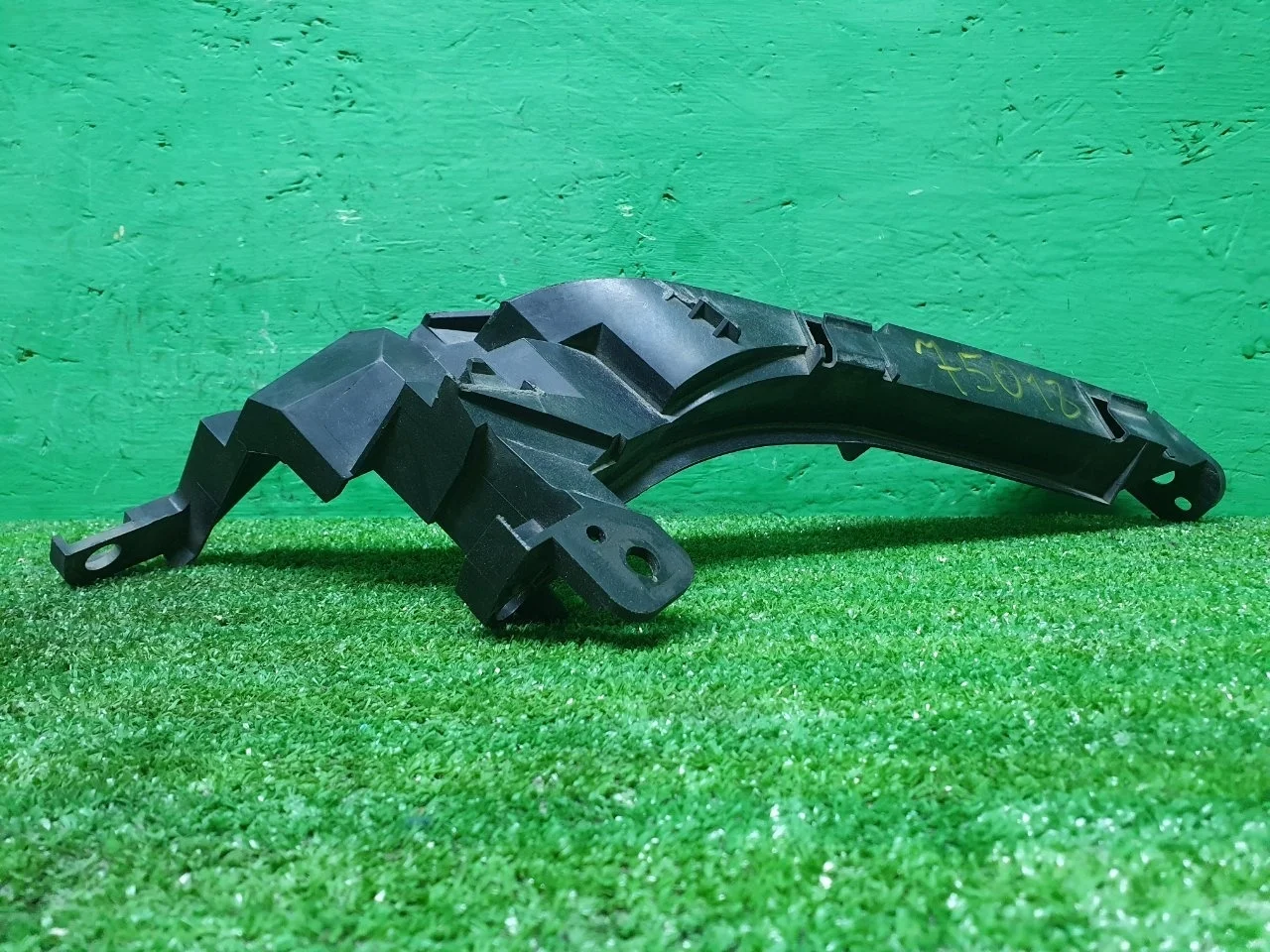 Кронштейн фары Honda CR-V 3 2009-2012