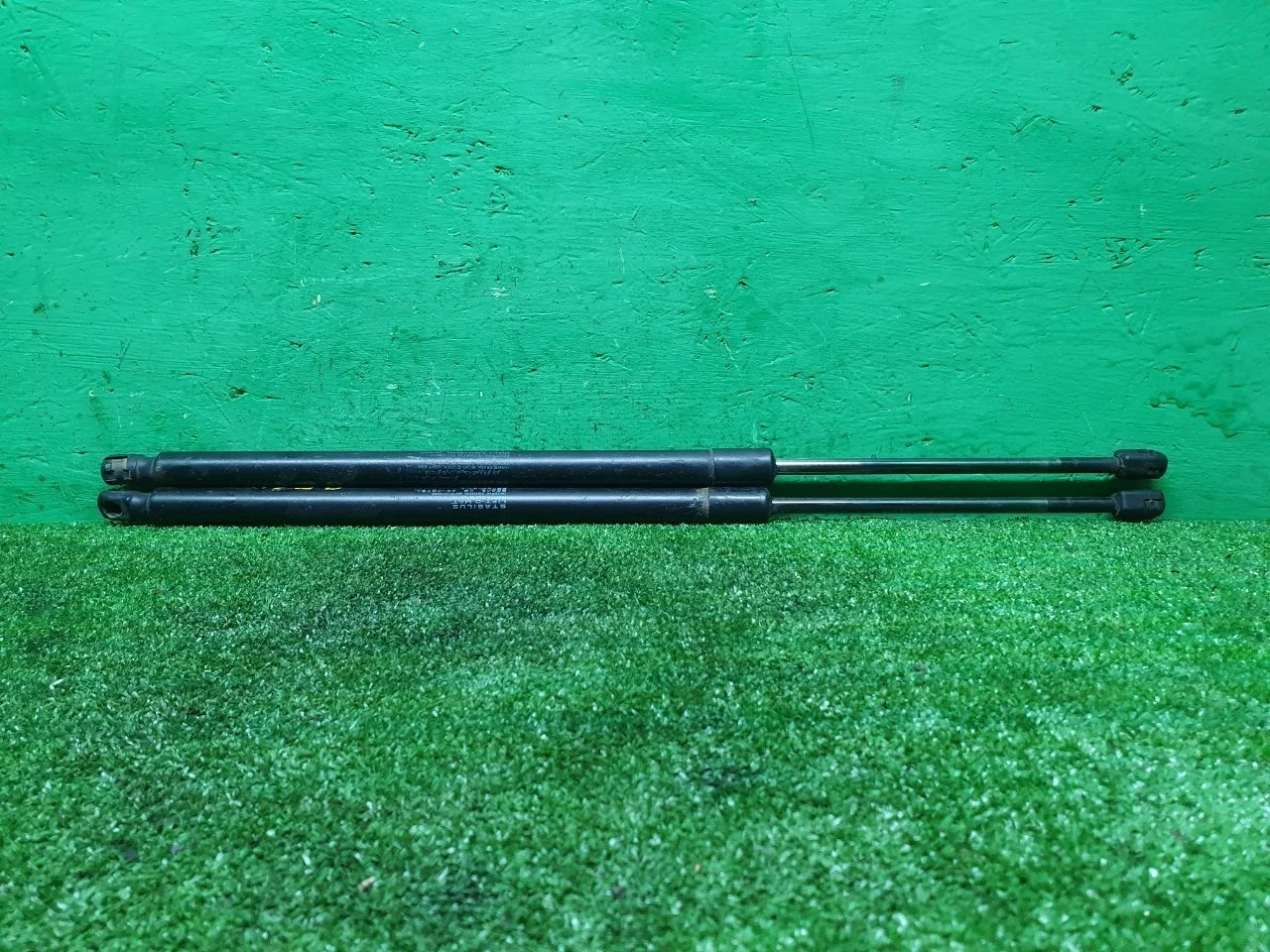 Амортизатор багажника Honda CR-V 3 2007-2012