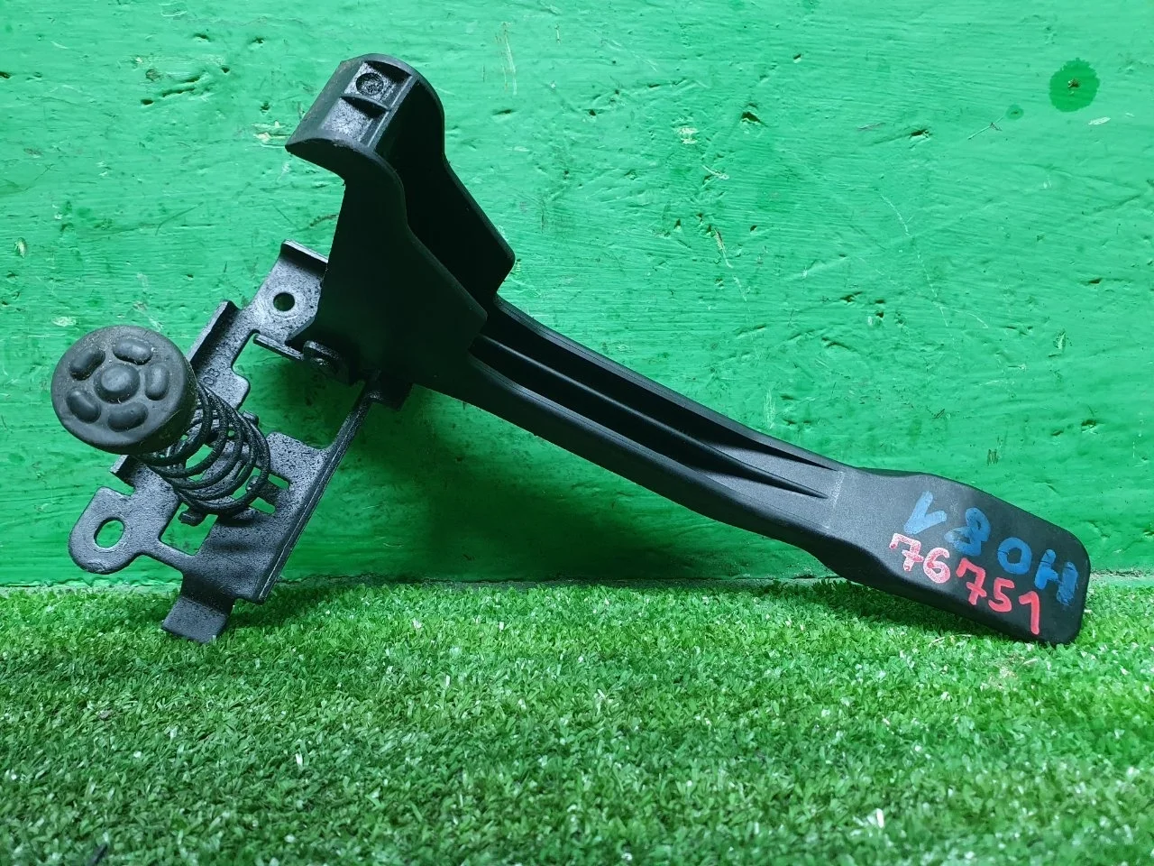 Ручка открывания капота Renault Megane KУПЕ