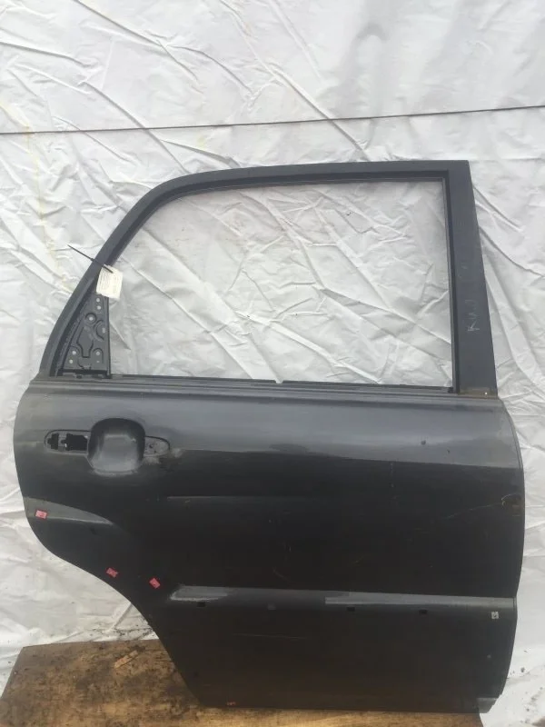 Дверь Kia Sportage 2004 - 2010 770041F050 KM, задняя правая