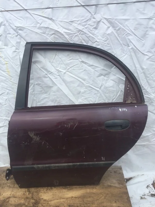 Дверь Renault Symbol 2008 - 2012 821004545R, задняя правая