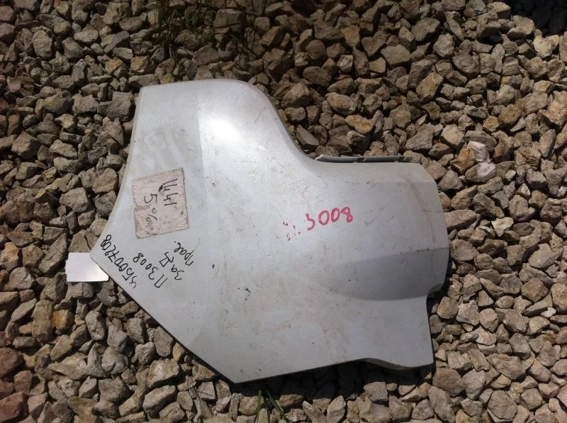 Накладка бампера Peugeot 3008 2009 - 2016 7410JN, задняя правая