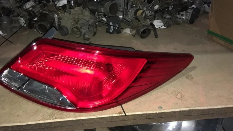 Фонарь Hyundai Solaris 2010 - 2017 ST22119S3R, задний правый