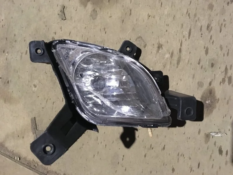 Противотуманная фара (ПТФ) Hyundai ix35 2010 922012Y000, передняя левая