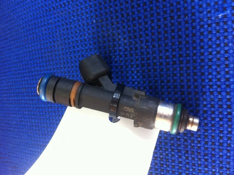 Форсунка топливная Ford Mondeo 2007 280158105 IV