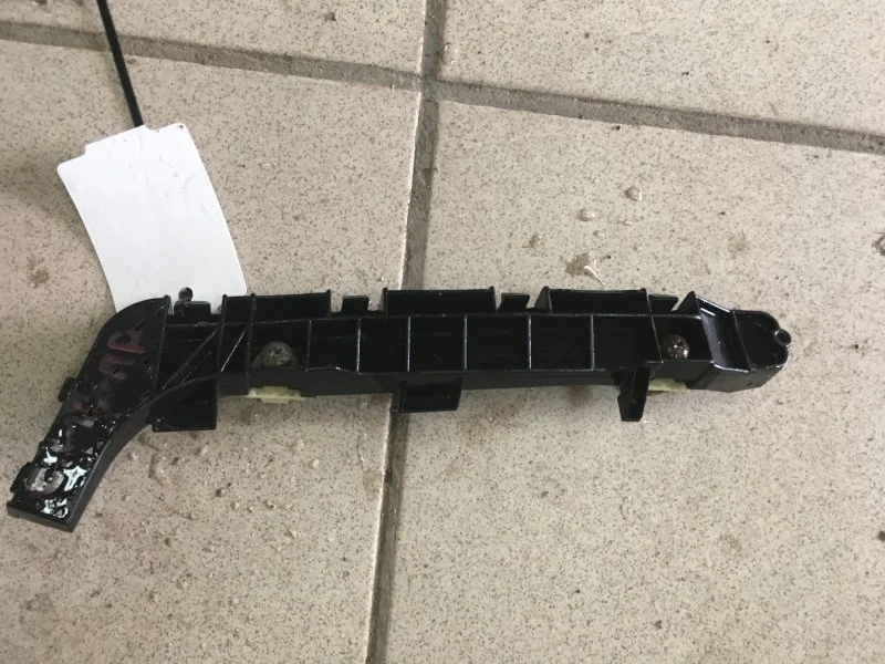 Кронштейн бампера Honda Civic Type R 2007 71593SMGE01, задний правый