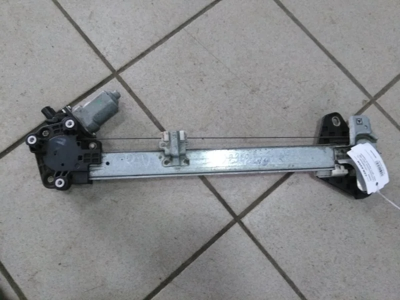 Стеклоподъемник Honda CR-V 2006 - 2011 72710SWAA01 RE, задний правый