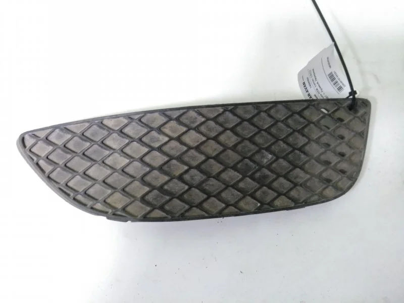 Заглушка ПТФ Mitsubishi Lancer 2007 7450A224 CX/CY, передняя правая