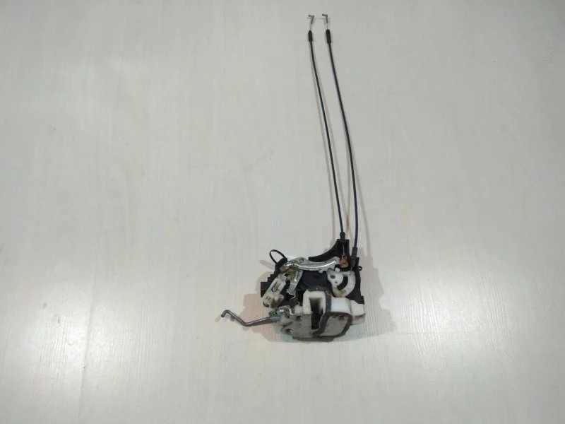 Замок двери Mitsubishi Lancer 2006 - 2010 5745A304 CX/CY, задний правый