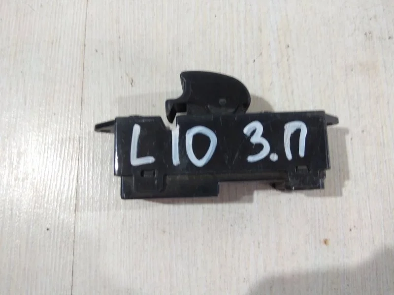 Блок управления стеклоподъемниками Mitsubishi Lancer 2007 8608A066 CX/CY 4B10, задний правый