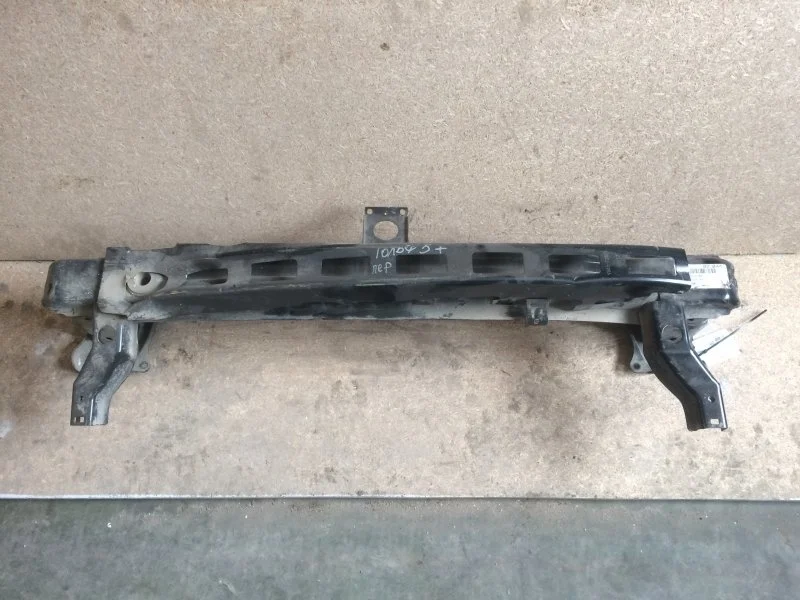 Усилитель бампера Volkswagen Golf 5K0807109 MK VI, передний