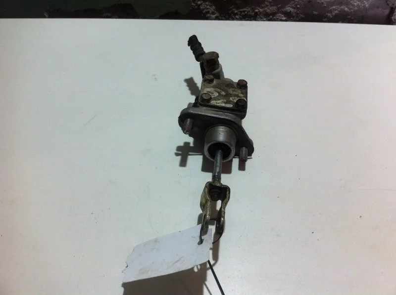 Цилиндр сцепления главный Mitsubishi Lancer 2003 - 2009 MR491945 CS