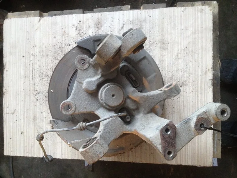 Кулак поворотный Ssang Yong Actyon 2010 4594034000, задний правый