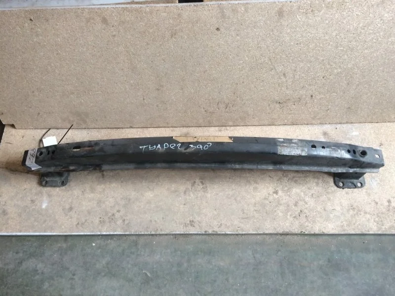 Усилитель бампера Volkswagen Touareg 2002 - 2010 7L0807109E, задний